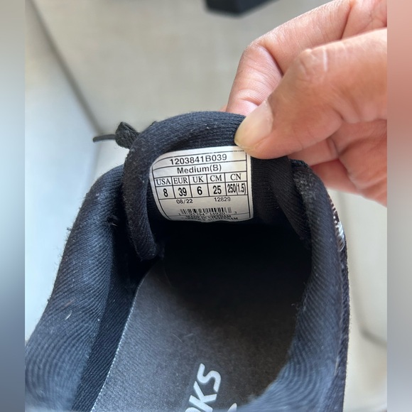 Brooks Levitate GTS 6 Womens Shoes Sz 8 B Road Running Athletic Black Sneakers - Picture 7 of 8